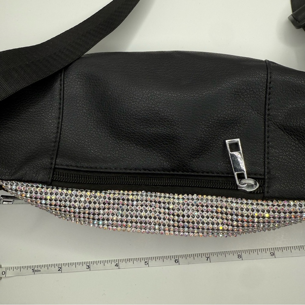 Leather and indestructible woven rhinestone festival fanny pack with hidden zip - Picture 7 of 12